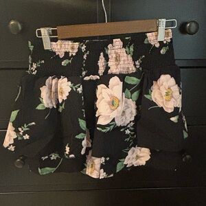 NWOT Floral Black Ruffle Skort with Pink and White Flowers